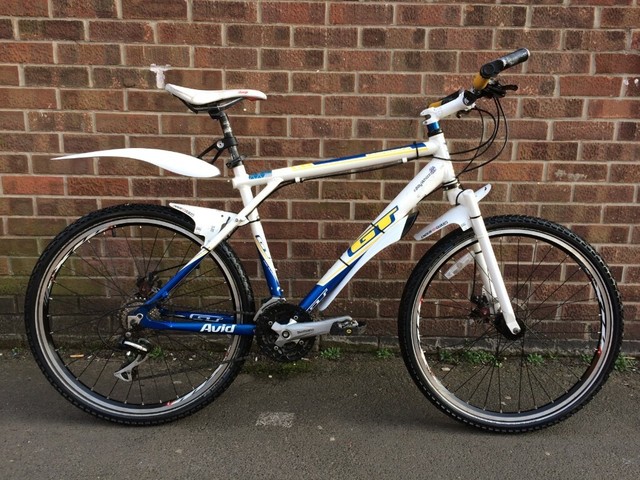 gt aggressor 1.0 mountain bike